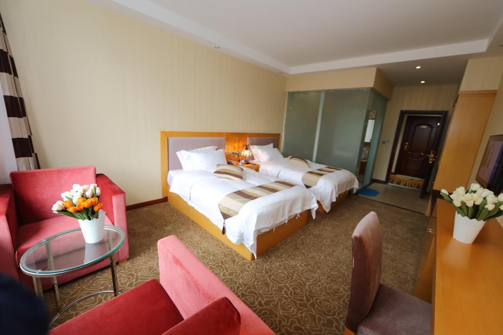 Panshan Tingquan Tuwo Holiday Resort เล่อซาน ห้อง รูปภาพ