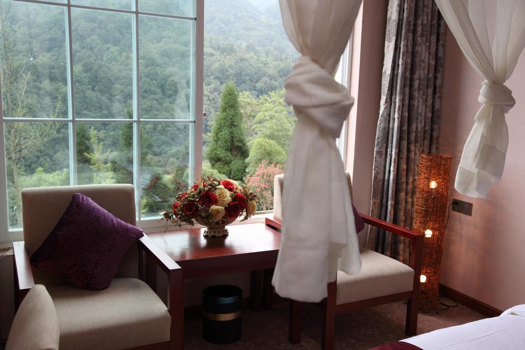Panshan Tingquan Tuwo Holiday Resort เล่อซาน ห้อง รูปภาพ